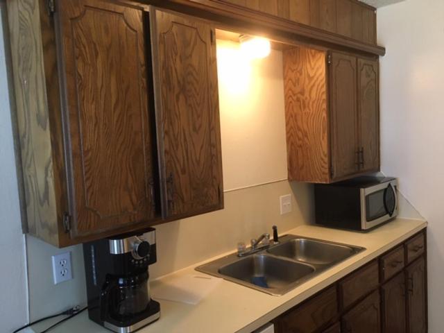 Fully Furnished Two Bedroom Apartment Lawton Dış mekan fotoğraf
